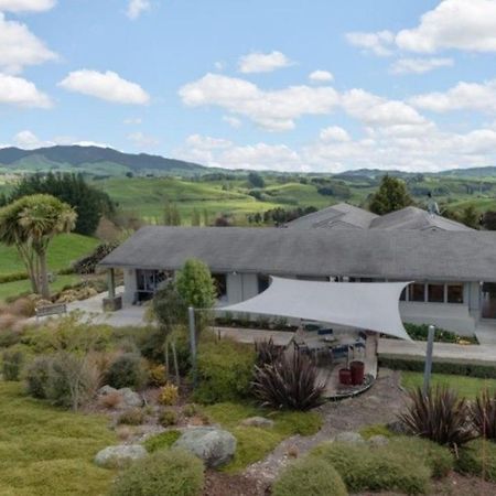 Above The River Karapiro Bed & Breakfast Buitenkant foto