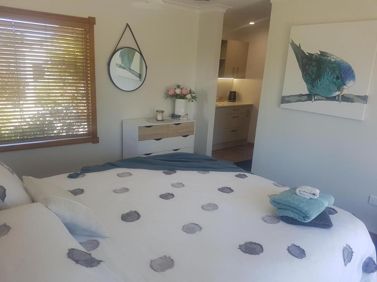 Above The River Karapiro Bed & Breakfast Buitenkant foto