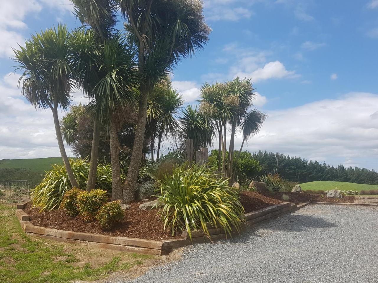 Above The River Karapiro Bed & Breakfast Buitenkant foto