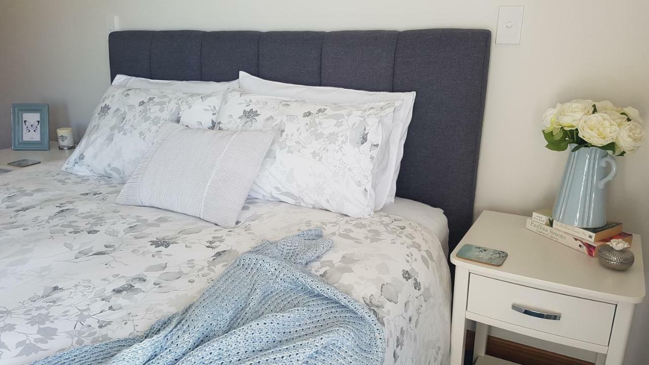 Above The River Karapiro Bed & Breakfast Buitenkant foto